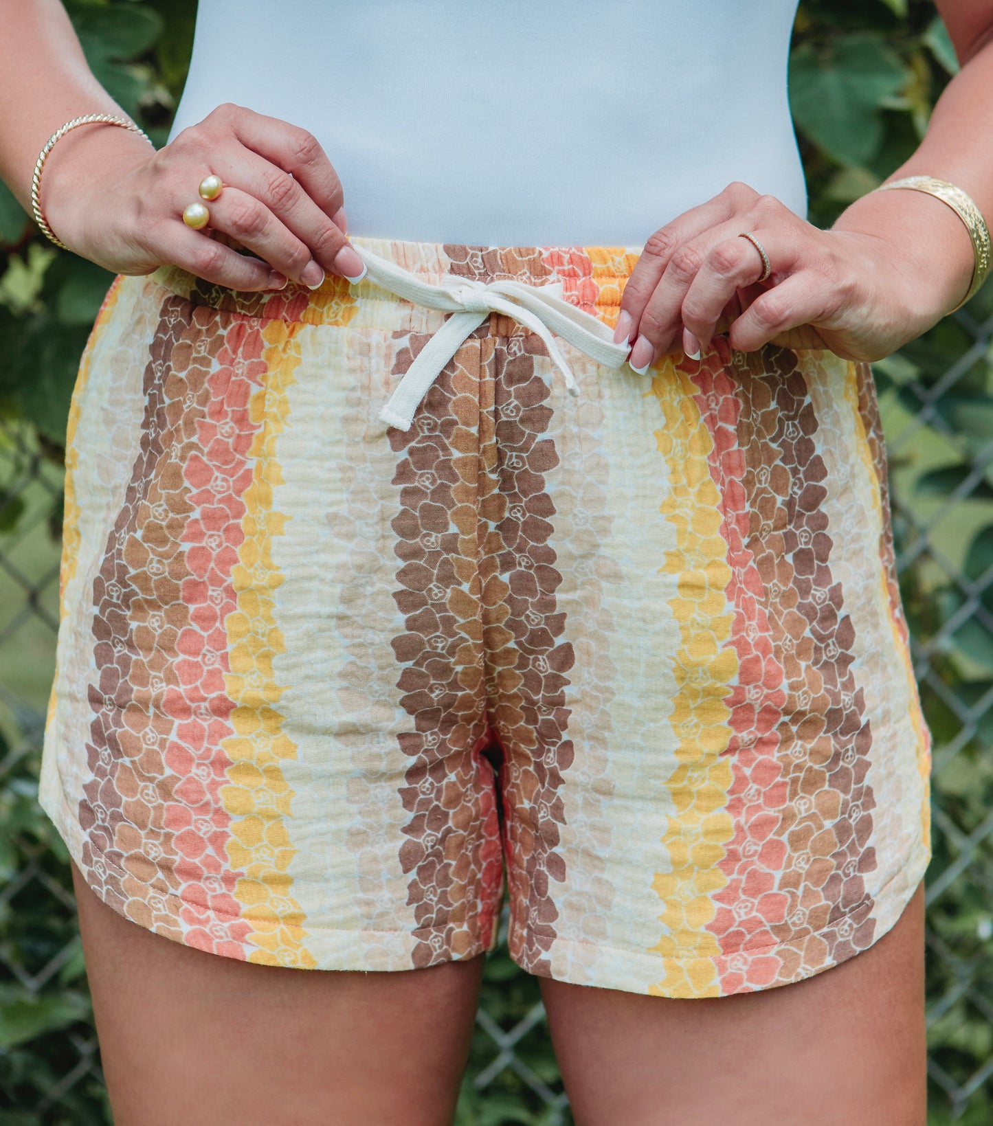 Pua Kenikeni Phase Nani Shorts