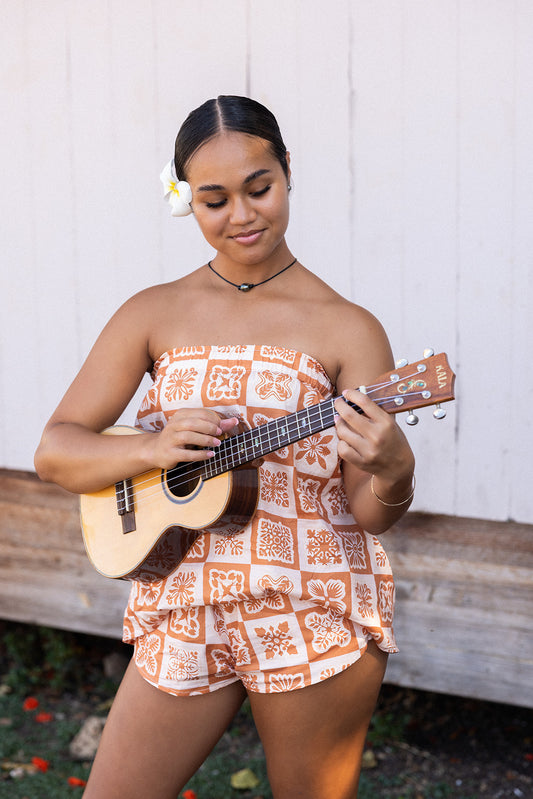 Hawaiian Mac Nut Mālie Shorts