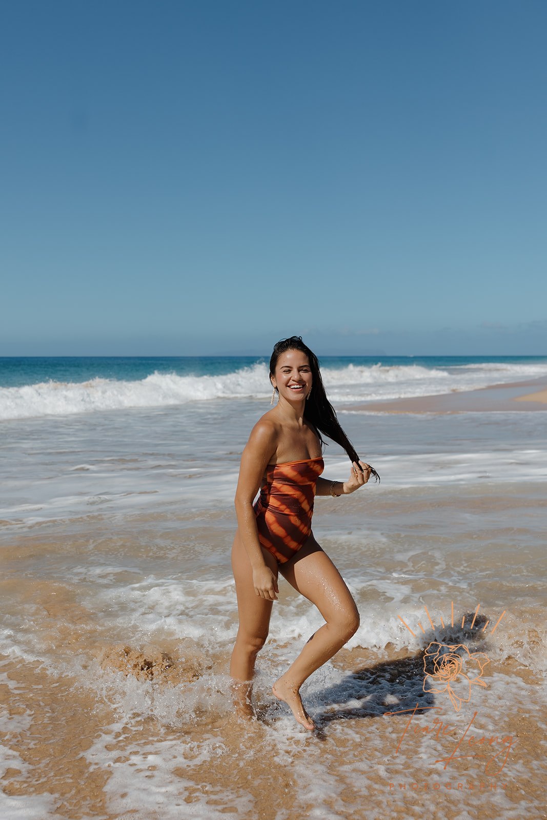Momi Kahakaha Ikaika ʻIli Strapless One Piece