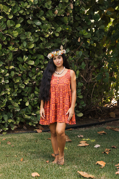 Hawaiian Heleuī Pepe Dress