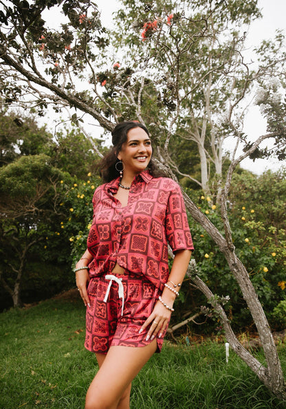 Heʻe Nani Shorts