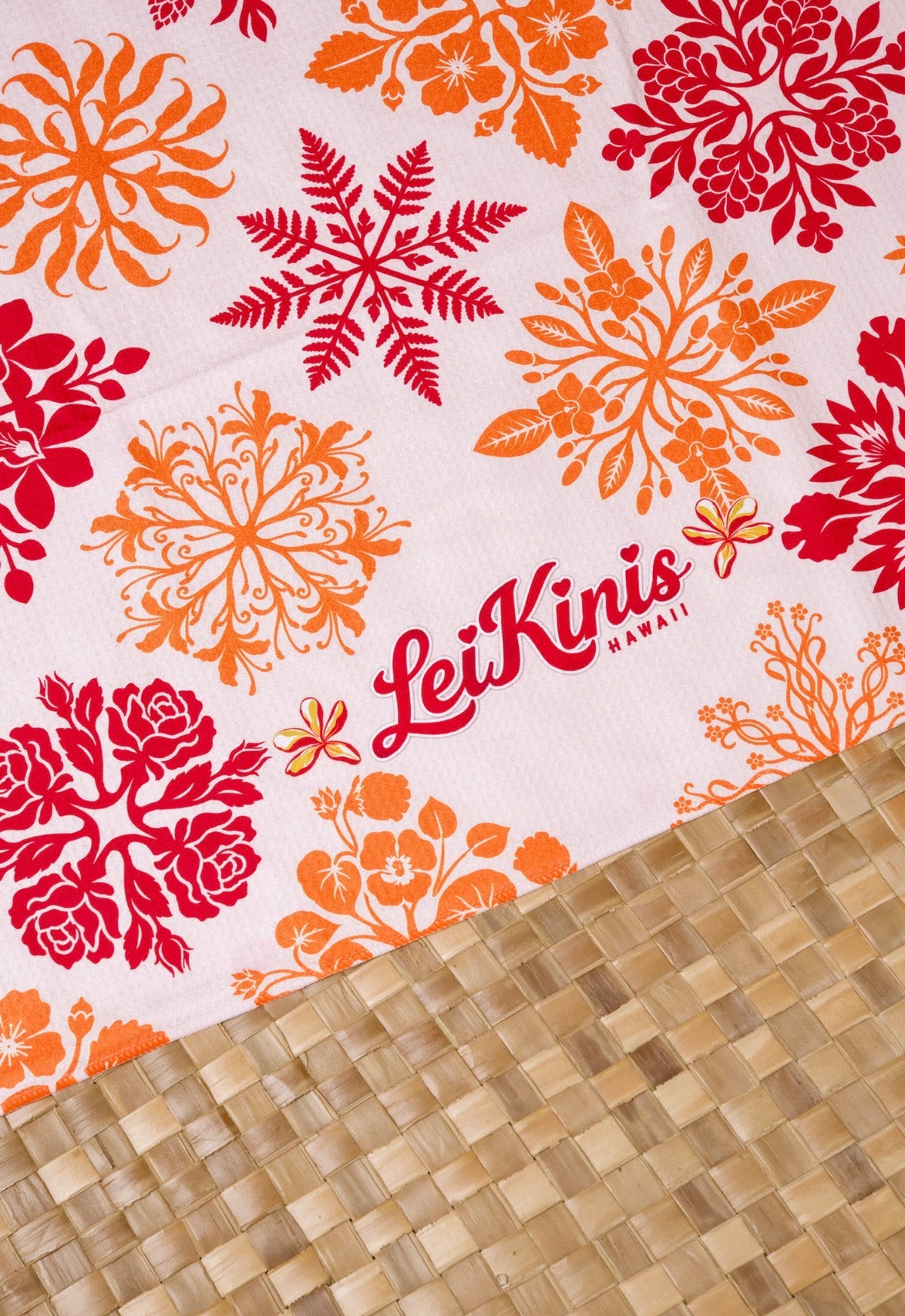 Motif Reversible Waffle Towel